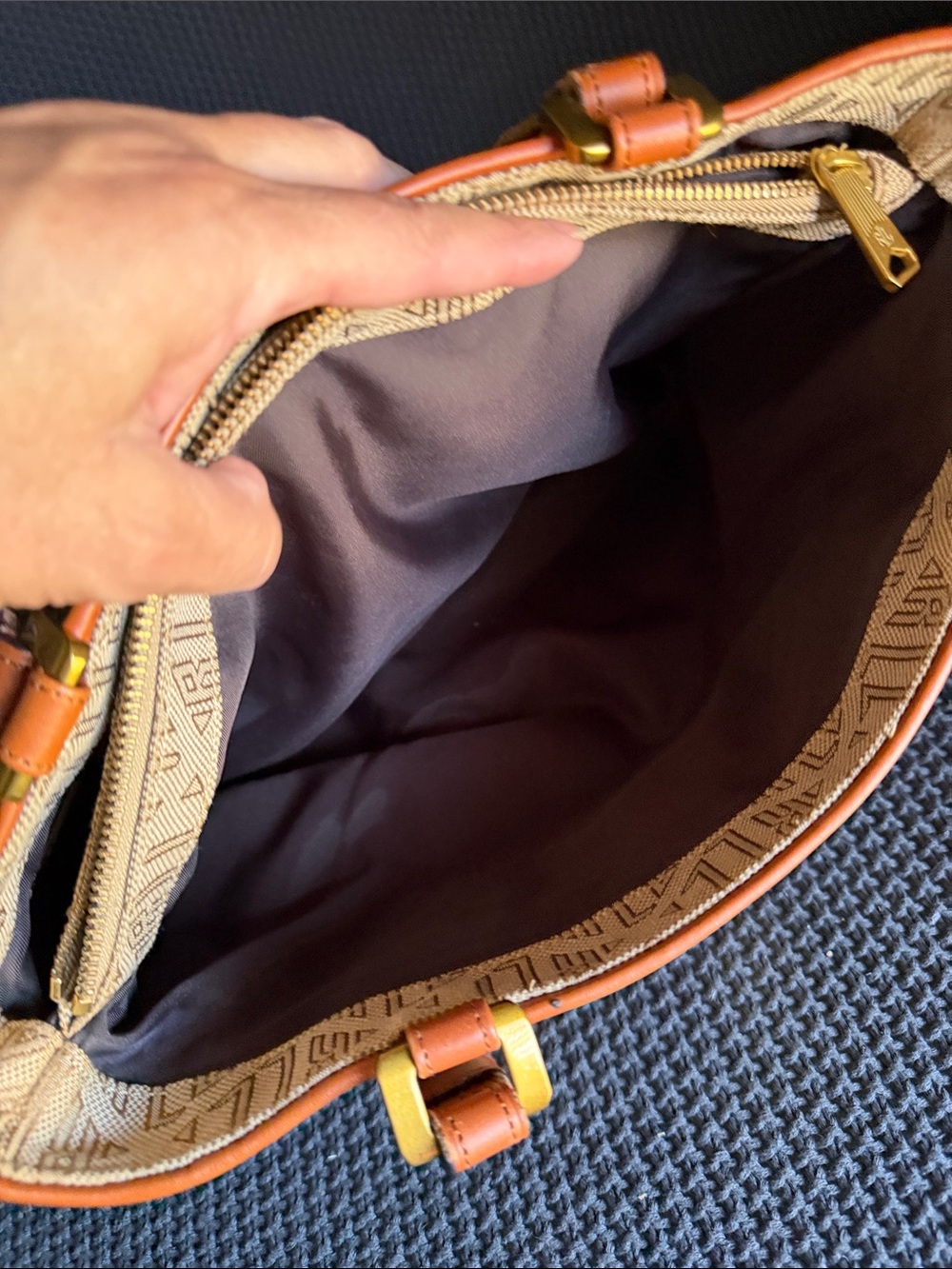 Polo by Ralph Lauren Beige Canvas Tote with light briwn Trim and Gold Hardware - Picture 9 of 12